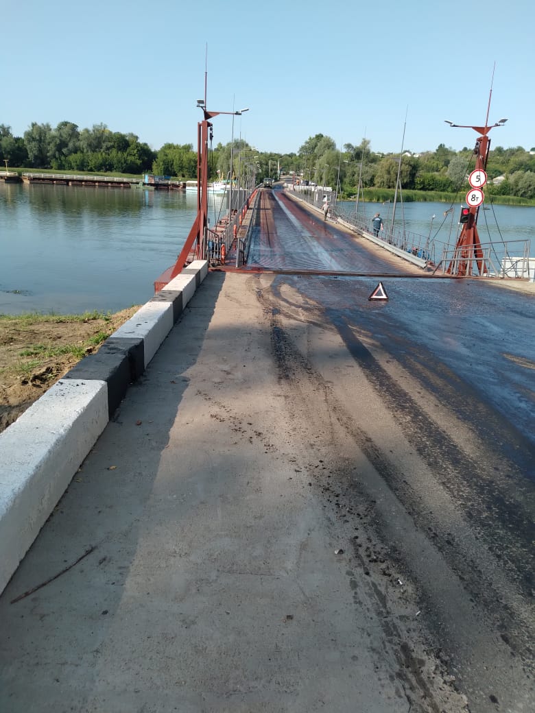 В Воронежской области Центрально-Черноземное Управление Росприроднадзора оценивает ущерб в результате разлива нефтепродуктов на реке Дон 