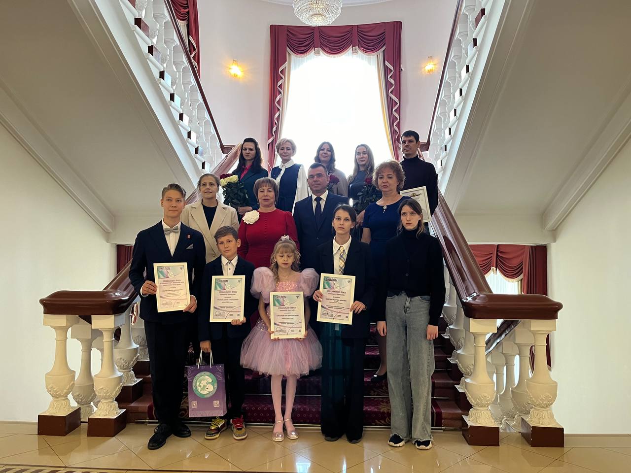 В городе Тюмени состоялось награждение лауреатов IV сезона Международной премии Росприроднадзора «Экология-дело каждого»