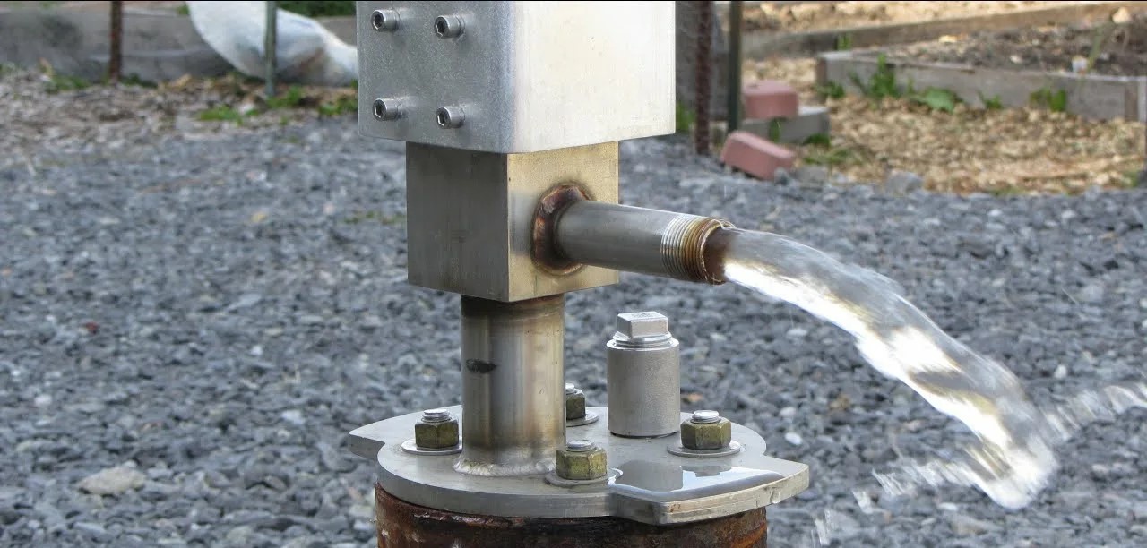 Южно-Сибирским межрегиональным управлением Росприроднадзора на основании информации, поступившей из прокуратуры города Осинники, установлен факт самовольного (безлицензионного) пользования недрами МКП ОГО «Теплоэнерго».