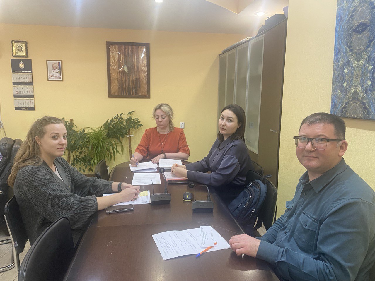 Руководитель Управления Оксана Курек проводит совещания с юридическими, лицами по вопросам получения комплексного экологического разрешения