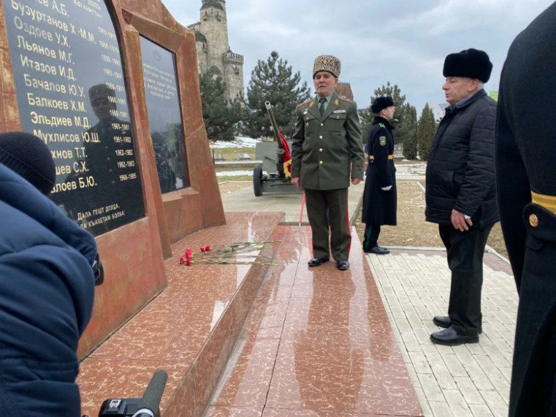 Братство фото-2.jpg Братство фото-2.jpg