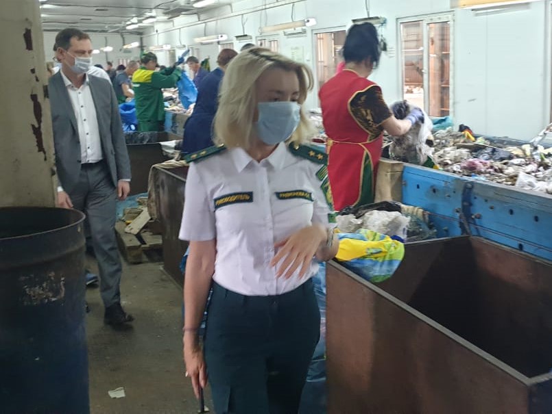 СГ на мусоре 2.jpg
