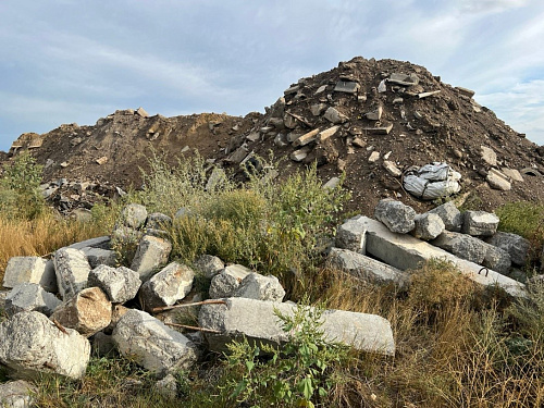 В Волгоградской области суд поддержал позицию Росприроднадзора о привлечении ООО  НПО «Крелит» к административной ответственности по факту несанкционированного сброса строительных отходов на почву