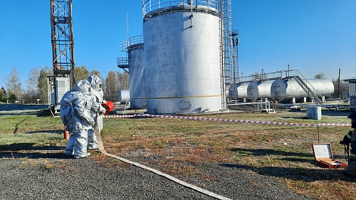 Южно-Сибирское межрегиональное управление Росприроднадзора приняло участие в комплексных учениях по подтверждению готовности АО «Аэропорт Горно-Алтайск» к локализации и ликвидации разливов нефти и нефтепродуктов