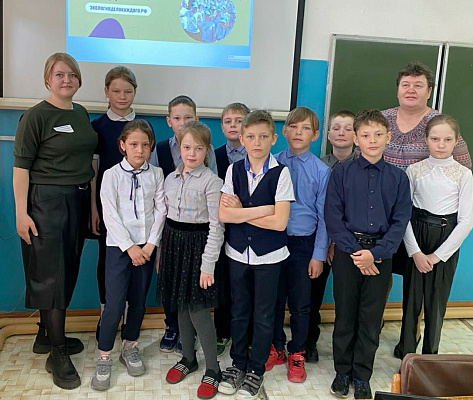 Сотрудники Росприроднадзора проводят мероприятия по экологическому просвещению детей и подростков в Пермском крае и Кировской области