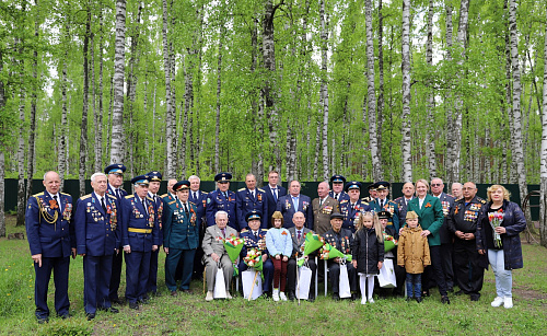 В День Победы сотрудники Центрально-Черноземного управления Росприроднадзора поздравили ветеранов Великой Отечественной войны