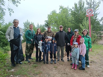 В Сыктывкаре сотрудники ЦЛАТИ по Республике Коми приняли участие в субботнике