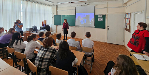 Инспекторы Росприроднадзора провели урок экологии в школе №36 Магнитогорска Челябинской области