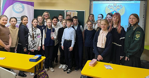 Специалисты Росприроднадзора рассказали школьникам г. Красноярска о Премии «Экология – дело каждого»