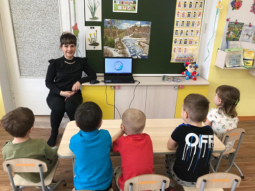 Сотрудники Росприроднадзора провели урок экологии в детском саду № 12 г. Челябинска