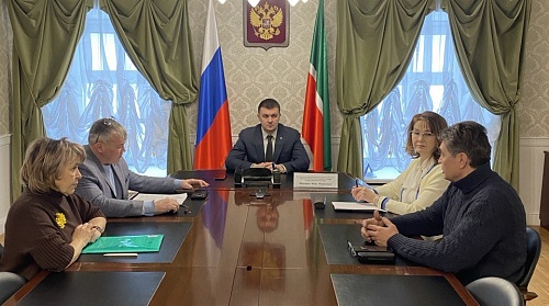  Руководитель Волжско-Камского межрегионального управления Росприроднадзора Фаяз Шакиров провел прием граждан