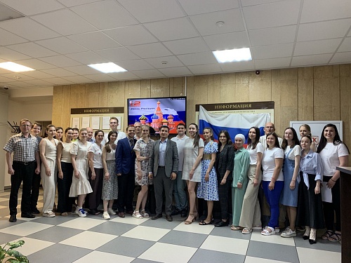Сотрудники Управления Росприроднадзора приняли участие в акциях, посвященных Дню России
