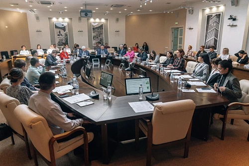 Сотрудники Росприроднадзора приняли участие в круглом столе «Экологические вызовы-векторы стратегии устойчивого развития», организованном Нововоронежской АЭС