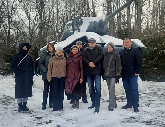 Сотрудники ЦЛАТИ по СЗФО посетили Мемориал погибшим воинам