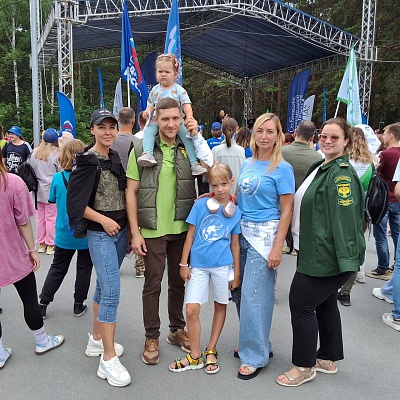 Сотрудники Сибирского межрегионального управления Росприроднадзора поддержали Всероссийскую экологическую акцию «Особенности национальной уборки» 