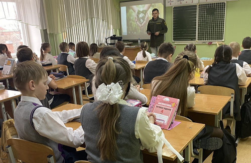Сотрудники Росприроднадзора провели экологический урок для школьников г.Кунгур Пермского края