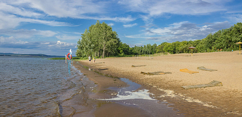 Сотрудники Росприроднадзора выявили нарушения в пределах водоохранной зоны и береговой полосы в районе АО «Туристская база «Волга»