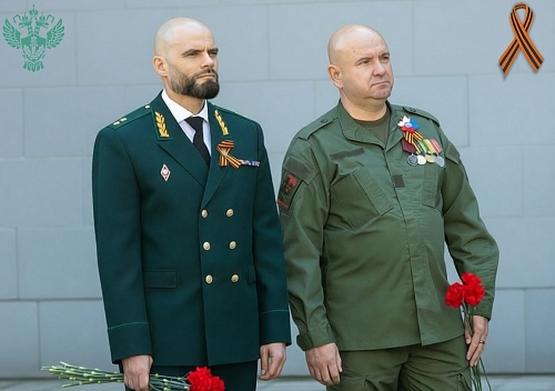 Руководитель Уральского межрегионального управления Росприроднадзора принял участие в торжественном митинге ко Дню Победы в Горном университете