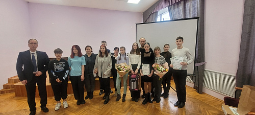 Школьники Псковской области получили награды международной детско-юношеской премии «Экология – дело каждого»
