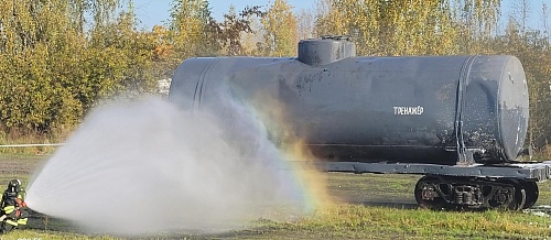 СЗМУ Росприроднадзора приняло участие в комплексных учениях по локализации и ликвидации  разливов нефти и нефтепродуктов