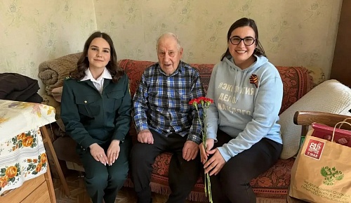Волжско-Камское межрегиональное управление Росприроднадзора продолжает поздравлять ветеранов с Днем Победы