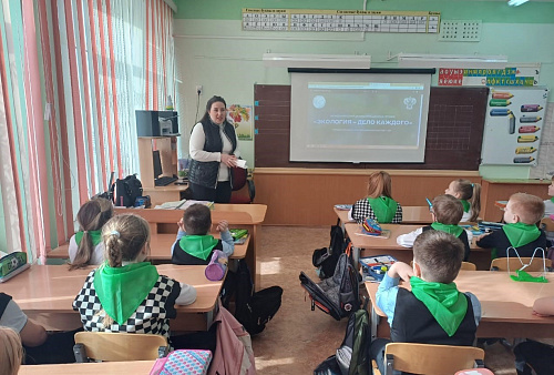 Сотрудники Росприроднадзора провели экоуроки для школьников Кирова