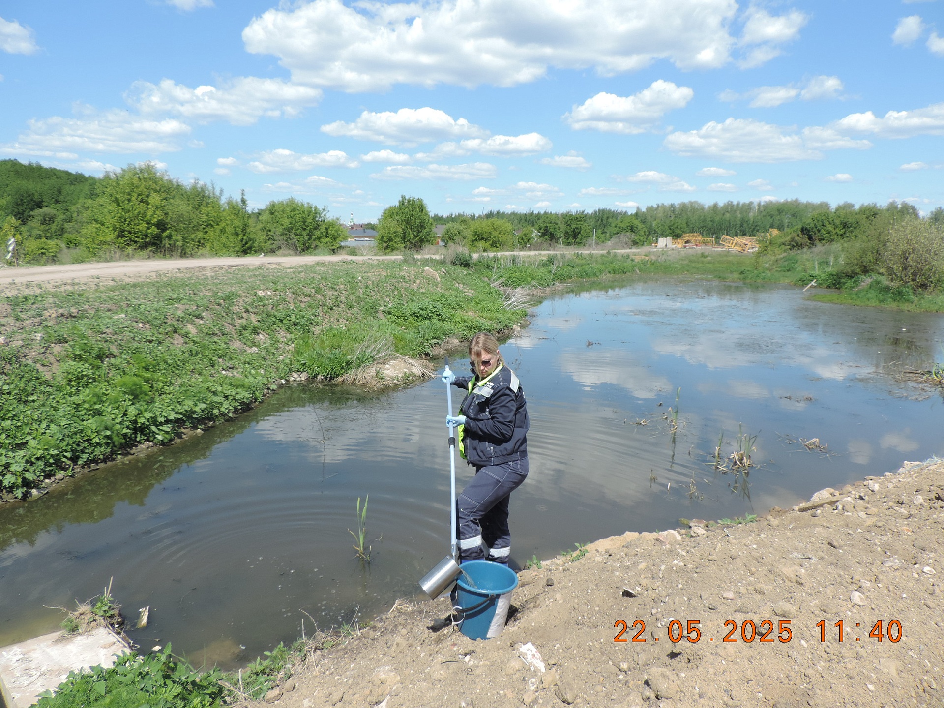 В Воронеже инспекторы Росприроднадзора вновь выявили загрязнение почвы сточными водами от очистных сооружений Новоусманского коммунального хозяйства