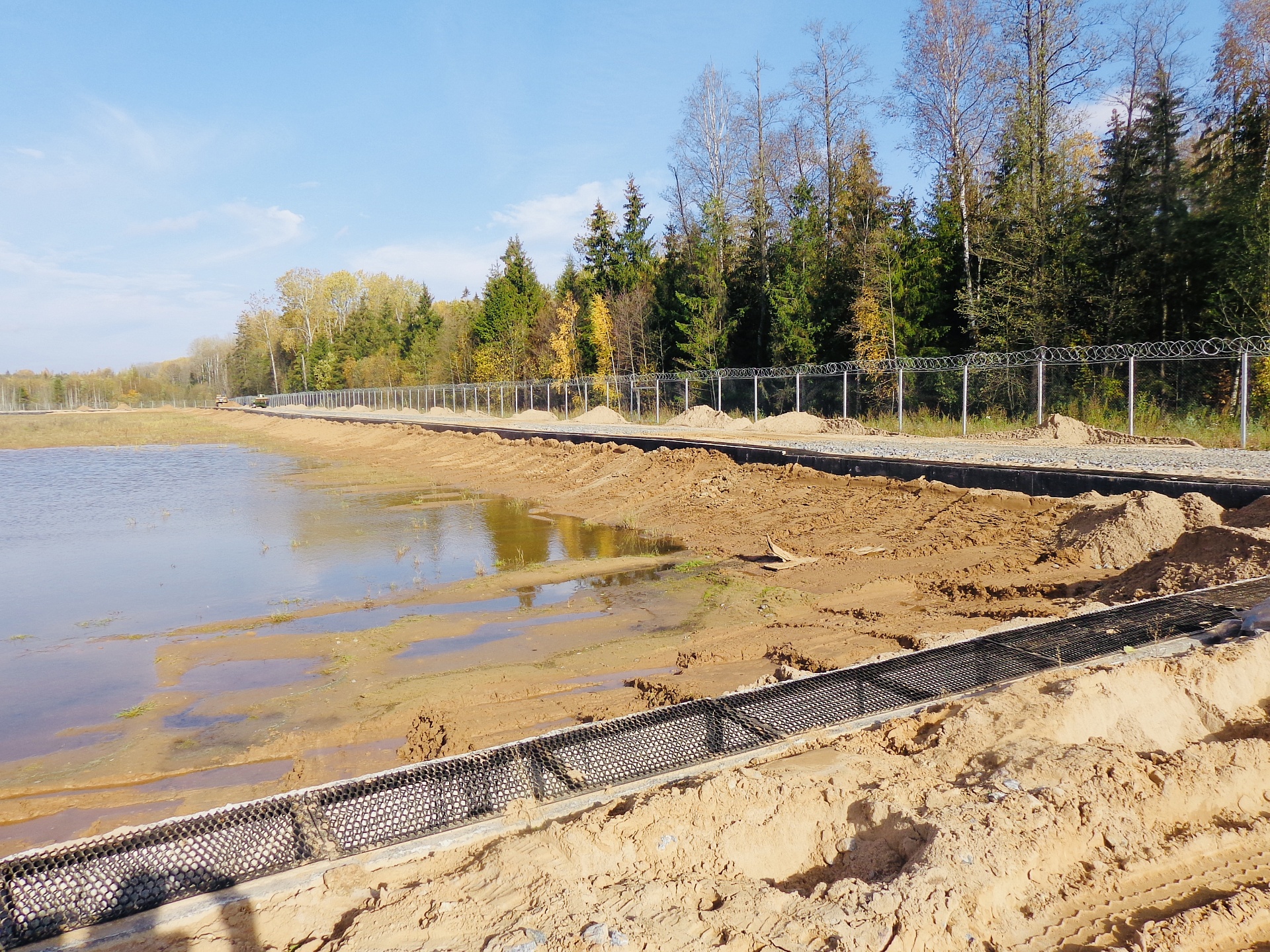 Росприроднадзор по СЗФО выявил нарушения при строительстве второй очереди полигона ТКО в Новгородской области