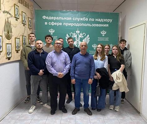 Студенты-геологи Саратовского государственного университета познакомились с работой Росприроднадзора.