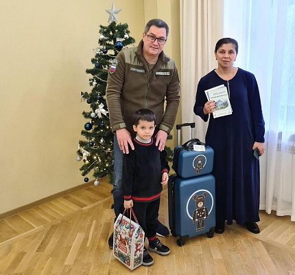 Роман Молдованов исполнил новогоднюю мечту шестилетнего Матвея из Краснодара