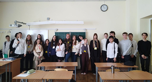 Сотрудники Росприроднадзора провели урок экологии в Лицее №95 г. Челябинска