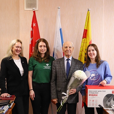 В Воронеже сотрудники Центрально-Черноземного управления Росприроднадзора поздравили ветерана Великой Отечественной войны Николая Борисова со 101-летием