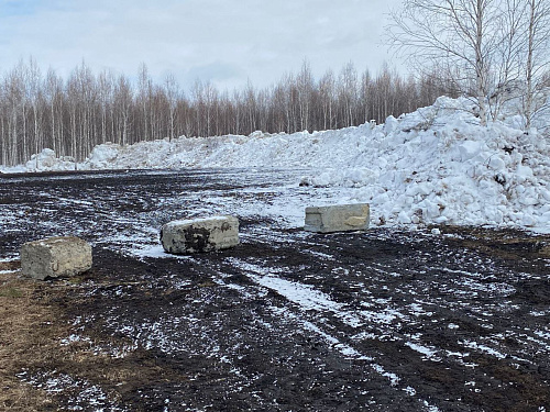 Росприроднадзор на территории п. Красное поле Сосновского района Челябинской области выявил незаконную снегосвалку