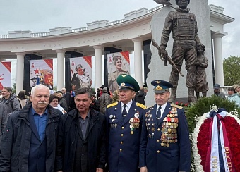Сотрудники Росприроднадзора приняли участие в открытии памятника Героям СВО в Саранске