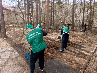 Сотрудники филиала ЦЛАТИ по УФО по Челябинской области приняли участие в субботнике в госпитале ветеранов войны