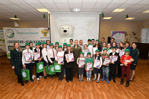 В Екатеринбурге состоялось торжественное награждение победителей III сезона премии «Экология - дело каждого»