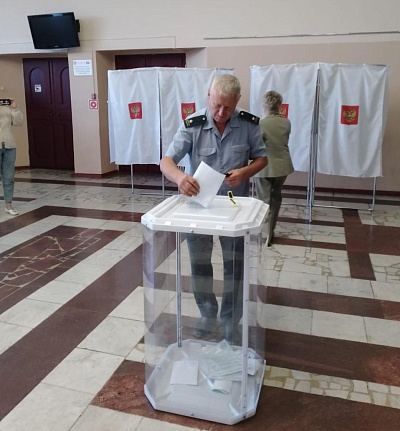 Сотрудники Центрально-Черноземного межрегионального управления Росприроднадзора принимают участие в голосовании