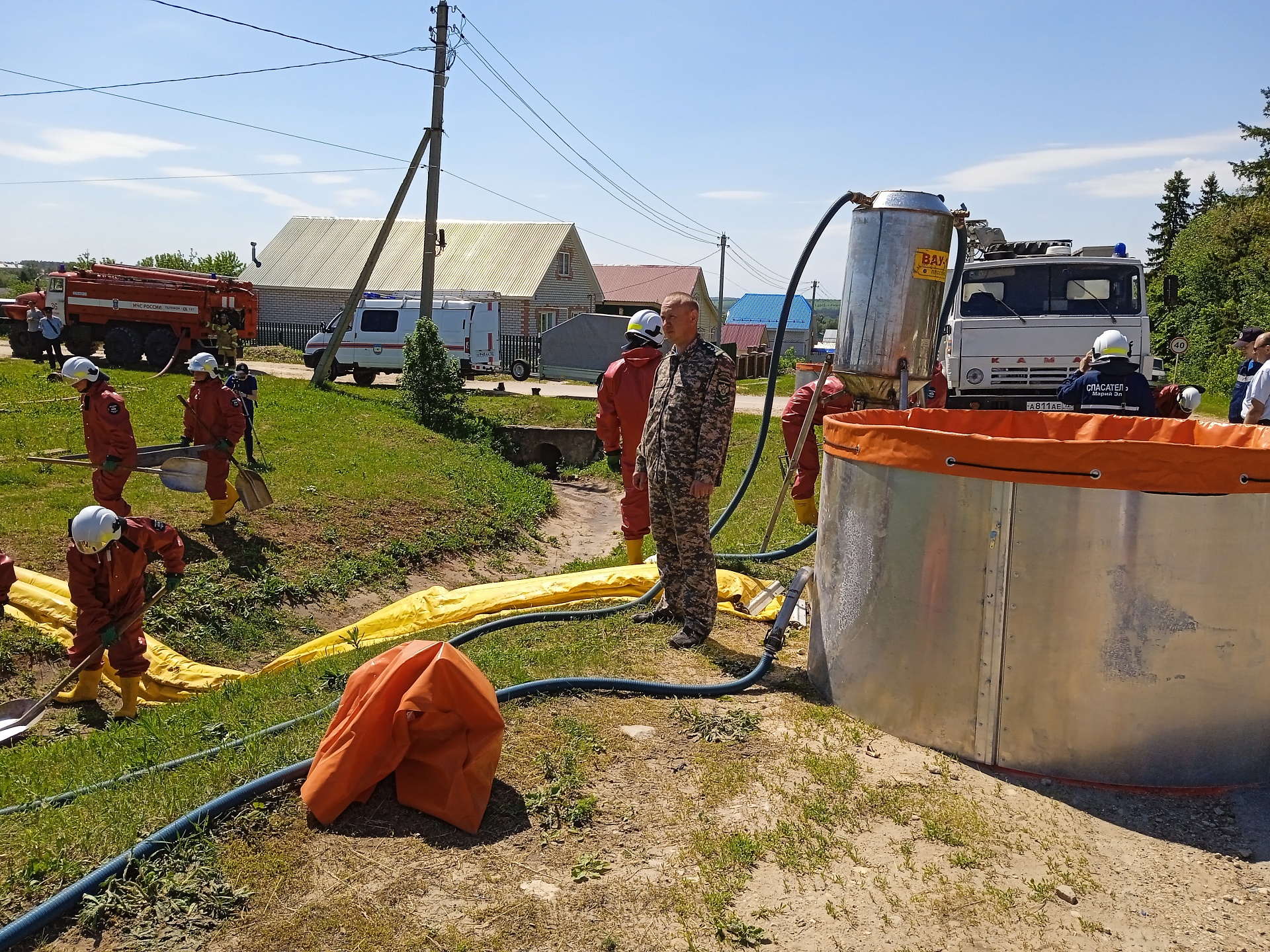 Сотрудники Волжско-Камского управления Росприроднадзора приняли участие в тактико-специальных учениях
