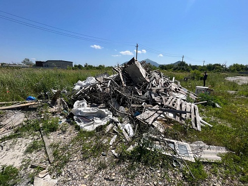 По расчетам Росприроднадзора, вред почвам причиненный                        ООО «Промдорстрой» в городе Лермонтов Ставропольского края, составил более 83 млн рублей