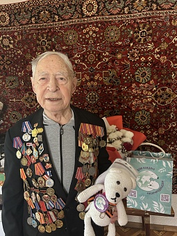 В Иркутске поздравляют ветеранов Великой Отечественной войны