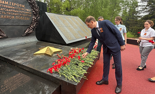 Сотрудники Отдела государственного экологического надзора по Алтайскому краю Южно-Сибирского межрегионального управления Росприроднадзора принимают участие в праздничных мероприятиях, посвященных 81-й годовщине победы в Великой Отечественной Войне