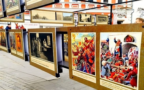 Сотрудники Росприроднадзора в Нижнем Новгороде и Саранске стали участниками акции «Ночь искусств»