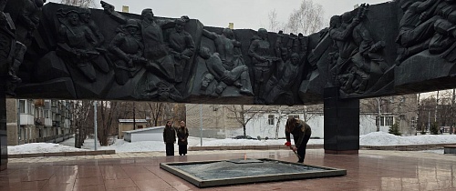 Новокузнецкий отдел Южно-Сибирского управления Росприроднадзора посетил Мемориальный комплекс «Бульвар Героев»