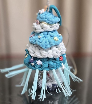 Росприроднадзор продолжает приём работ для новогодней акции «Экоёлка»