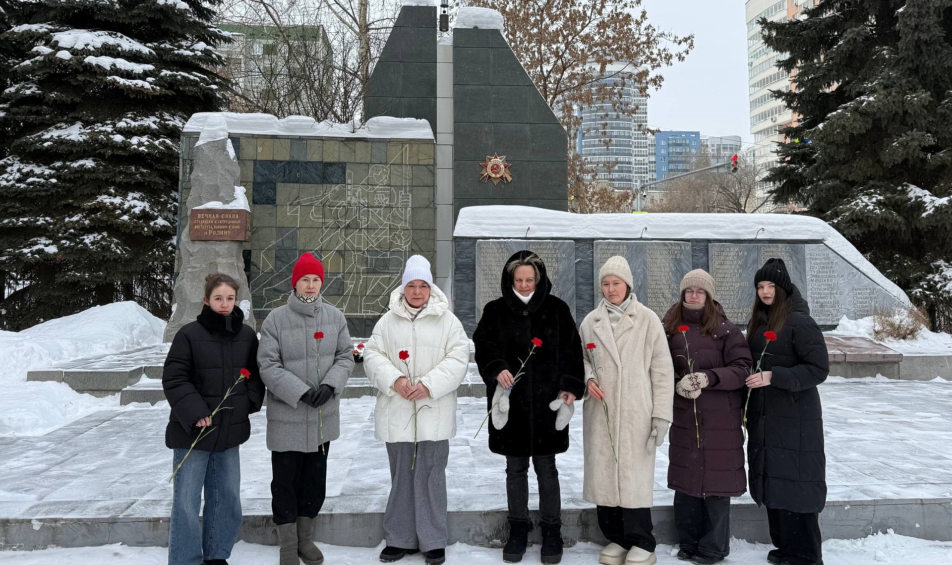 Сотрудники Управления почтили память защитников Отечества