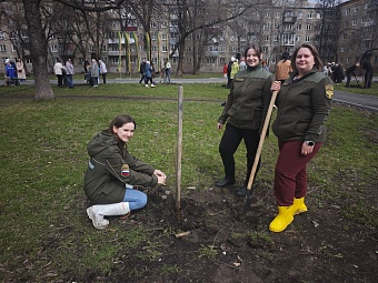 В Кузбассе сотрудники Росприроднадзора приняли участие в акции «Сад Памяти»