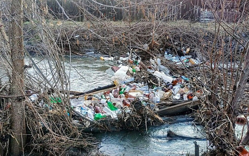 Росприроднадзор оштрафовал на 8 тыс. рублей СНТ «Волжаночка» за загрязнение водного объекта.