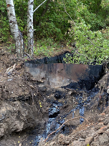 Росприроднадзор привлек к ответственности виновного в загрязнении почвы нефтеотходами в Вачском районе Нижегородской области