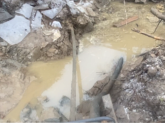 Росприроднадзор по СЗФО оштрафовал строителей за сброс коричневых стоков в р. Оккервиль