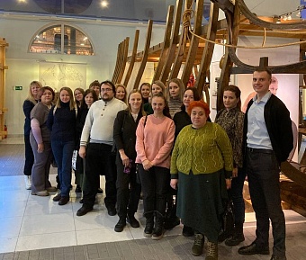 Сотрудники Северного управления Росприроднадзора посетили тематическую экскурсию «Архангельск – город воинской славы»